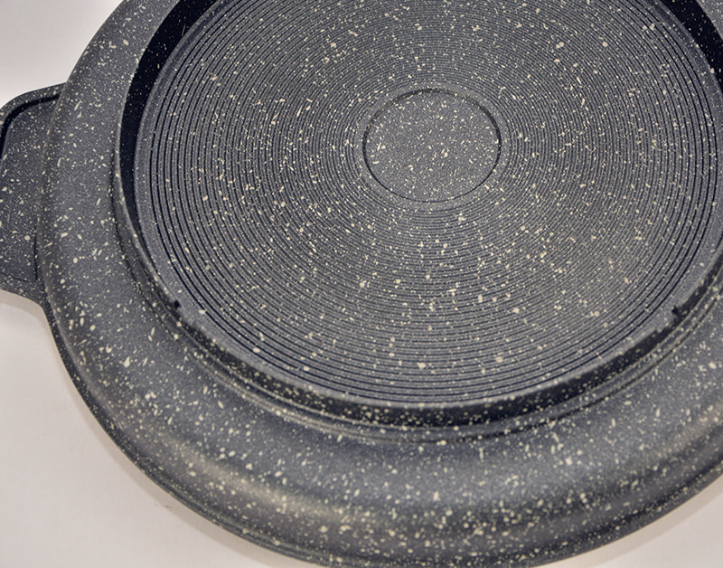 《御膳坊》岩板圓形分隔鑄造烤盤
